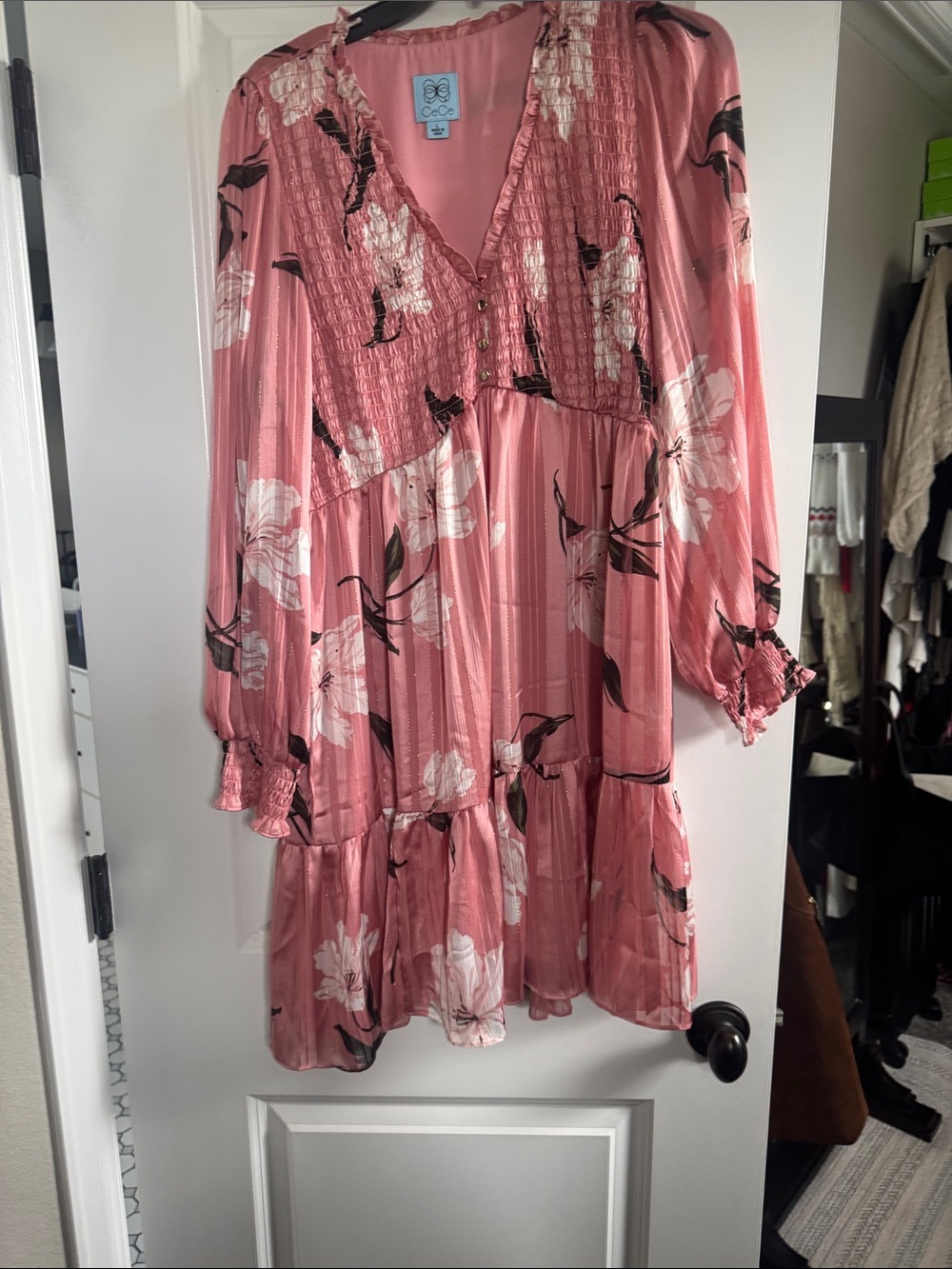 CeCe Rose Pink Floral Tiered V-Neck Long Sleeve Dress